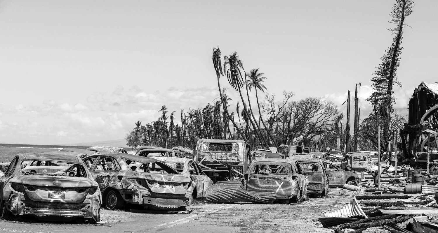 MauiWildFires_-Alamy_Stock_Photo_BW